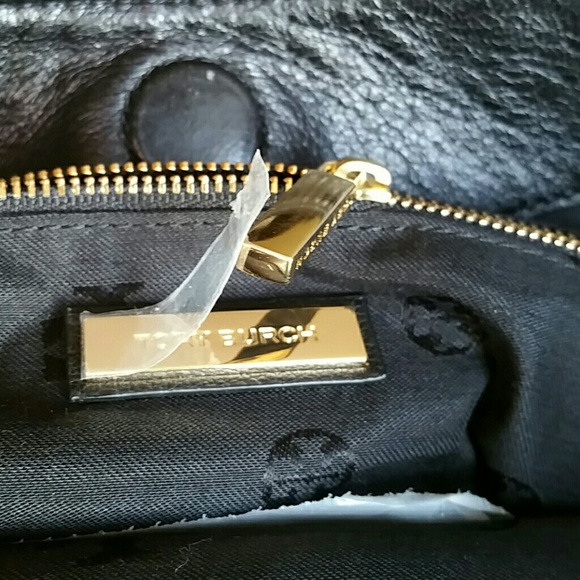 Tory Burch marion quilted slouchy tote - Picture 6 of 7